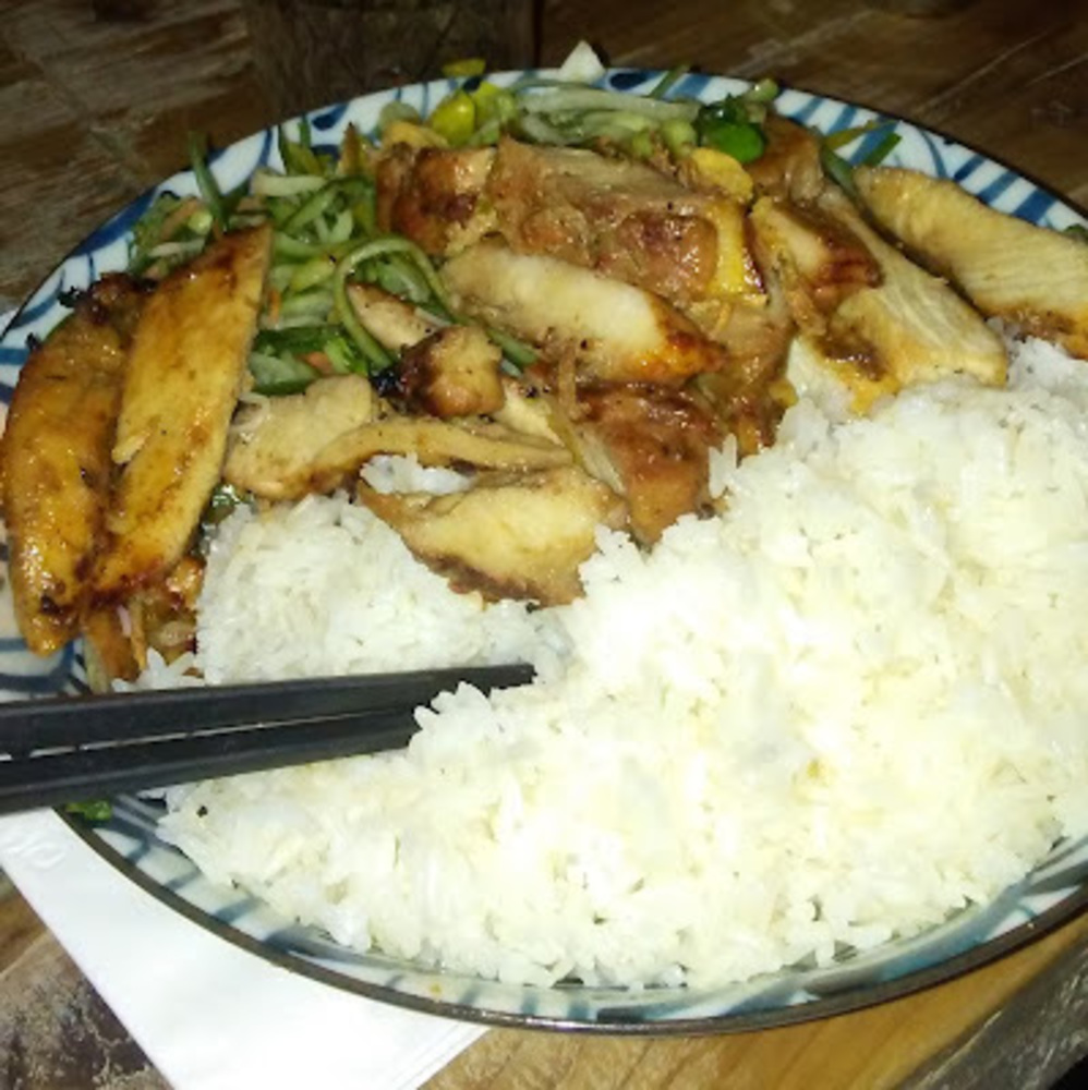 Meet your Posher, Naia